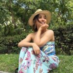 Neeti Mohan Instagram - Chill Eat Walk 🔂 Barcelona, Spain