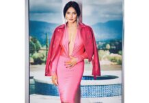 Neetu Chandra Instagram - ❤️ . . . . . . . . #nitu #neetu #shrivastava #neetushrivastava #nitushrivastava #nituchandra #chandra #girl #reeloftheday #basic #organics #ootd #style #stylish #fashion #trendingfashion #trendingstyle #modelling #models #latestmodel #latesshoot #lateststyle #styleicon #stylishicon #bollywoodicon #trendingicon #stylezone #red #reddress #reddresses