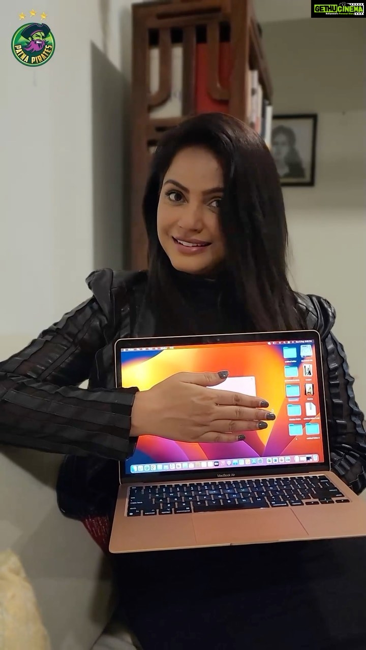 Neetu Chandra Instagram - Nitu Chandra, our Brand Ambassador and the keeper of secrets 🫣 Let’s ask her who’s on the Retained list❓ . . . #PatnaPirates #PiratePanti #PirateHamla #GardaUdaDenge #ProKabaddi #FantasticPanga