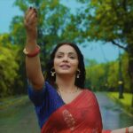 Neetu Chandra Instagram - Different shades of Nitu!! . . . . . . . . . . . . #nitu #neetu #shrivastava #neetushrivastava #nitushrivastava #nituchandra #chandra #girl #reeloftheday #basic #organics #ootd #casualoutfit #casualstyle #casuallook #ootdfashion #style #stylish #fashion #trendingfashion #trendingstyle #rainyseason #green #nature #modelling #models #latestmodel #stylishicon #baarish #differentshades Look styled by @aabhishekchandraa @anuradhanath_ Outfit by @chidiyaaonline Music video Created by @nitinneerachandra