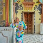 Neha Bhasin Instagram - Jalwe at 'Patrika gate jaipur' Outfit @payalsinghal #nehabhasin #asalameishqum #trending