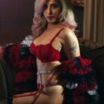 Neha Bhasin Instagram - Saved the best for last.. This brings an end to this beautiful photoshoot.. 📸 @kevin.nunes.photography Makeup @makeoverby_anna Hair @hairstylistguddi.s #nehabhasin #boudoirphotography
