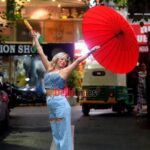 Neha Bhasin Instagram - When a delhi girl makes it on front page of Delhi Times she remembers the little girl sitting in her veranda who said to her parents I will grow up to be a famous popstar. That girl feels like she made it 🥹🩷. 21 years of dreaming, being on my way, staying relevant and yet feeling like she has just started 💗💗 Ps : these very streets of greater kailash market aka M block market were our ada in south delhi. Thank you @delhi.times for taking me down memory lanes. A delhi girl at heart forever.
