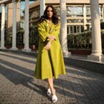 Neha Dhupia Instagram - Glowing green ☘️ …. #dehidiaries Congratulations my fav crew @onefridayworld on the opening of a mega store … happy shopping people at mall of india . . . . @diva_rose21 @karanrai001 @kiran_chhetri92 @dgphotoworks @shahinmannan @elevate_promotions @onefridayworld