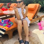 Neha Dhupia Instagram - Thank you for the birthday love …. Itna zyaada pyar diya ki dil aur bhi bada ho gaya … best birthday wish ♥️♥️♥️ Cherished every bit of my day and enjoyed the joy n beauty of doing absolutely nothing…. Spent the day with family and Our planner for the day @angadbedi sprung many pleasant surprises and followed the #lowkey theme to the tee … we are cake 🎂, yes lots of it … bus aaj se phir diet shuru !!! 😂😍❤️