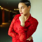 Neha Dhupia Instagram - Zooming into you ♦️…. . . . . . . . . #workmodeon #Ateam @anamikakhanna.in @misho_designs @diva_rose21 @karanrai001 @kiran_chhetri92 @thephotodost 📸