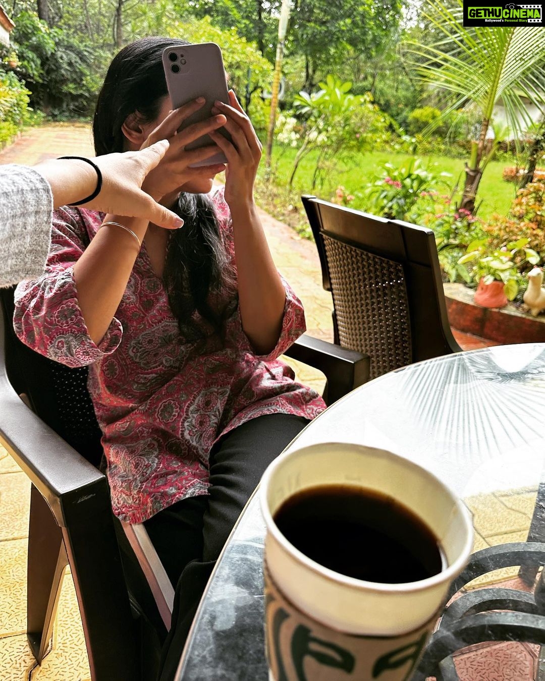 Neha Dhupia Instagram - Our weekend that was … road trips .. somewhere between the showers and being showered with love 💗 #friends #roadtrip #monsoon #lonavala #summer #family #friendslikefamily @simarkohli13 @life_of_a_restauranteur_ab @angadbedi @mehrdhupiabedi @guriqdhupiabedi