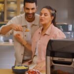 Neha Dhupia Instagram - Yes it’s true and that’s why we love @theagaro_lifestyle …Agaro regency fryers help reduce fat intake by 90% 9 pre-set recipes 3 cooking functions What more could we ask for? Welcome the Kitchen Expert to your everyday cooking! Buy AGARO today. @theagaro_lifestyle @amazondotin