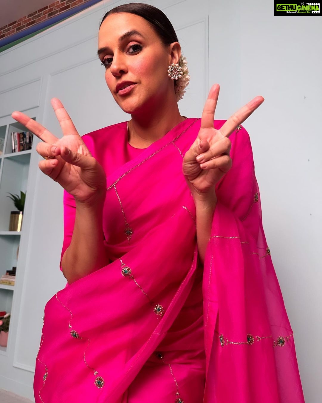 Neha Dhupia Instagram - RANI !!! 💖 . . . . @raw_mango @ayeshakhanna20 @mitavaswani