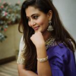 Neha Gowda Instagram - 🫰⭐️ 📸 - @umesh__photography___ Makeup- @neharamakrishna Hairstyle- @neharamakrishna 🙃 Saree - @sumajaramakrishna Blouse - @sonugowda Jewels - @beadedtreasuresjewelry Bangalore, India