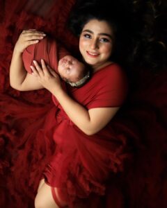 Neha Marda Instagram - My happy pill ,
always. #babyanaya 
.
.
.
#nehamarda #newbornphotography #mommy #mommylife #mom #babygirl