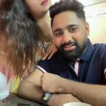 Neha Marda Instagram - Thanku for coming .. it means a lot to me bhaiya . I don’t say it ever but I love you ❤️ #rakshabandhan #bhaiya #love