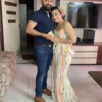 Neha Marda Instagram - Thanku for coming .. it means a lot to me bhaiya . I don’t say it ever but I love you ❤️ #rakshabandhan #bhaiya #love