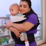 Neha Marda Instagram - Pure love❤️ #babyanaya . . . Baby Carrier @nuna_india Makeup @ornate2019