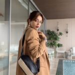 Neha Pendse Instagram - Its a red alert but mama’s got to get to work. #formal #neutrals #everydaychic