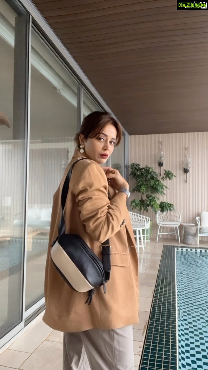 Neha Pendse - 82.8K Likes - Its a red alert but mama’s got to get to work. #formal #neutrals #everydaychic