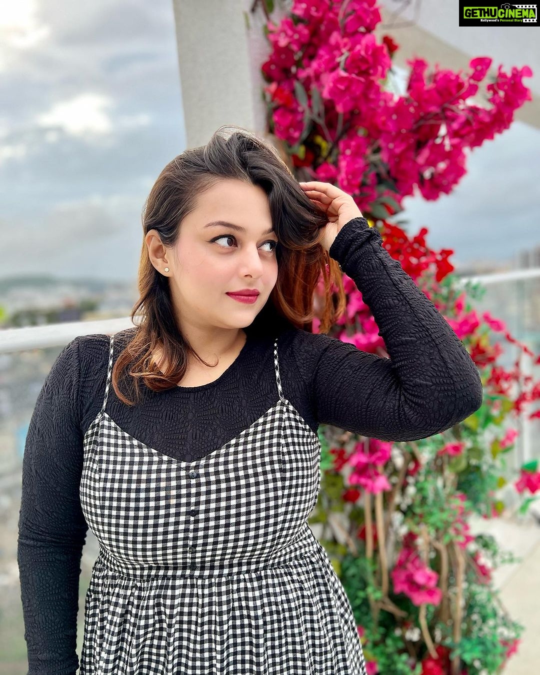 Nehalaxmi Iyer Instagram - In search of the perfect backdrop for my fashion flair. 👗Wearing : @siyastylesofficial The search for the perfect backdrop for one’s fashion flair is an exciting and ever-evolving journey. It’s a reminder that fashion is not just about clothing; it’s about the stories we tell, the memories we create, and the places we explore. As you embark on your fashion-forward adventures, remember that the world is a vast canvas waiting for your unique style to leave its mark, one backdrop at a time. For the fashion-forward traveler, every destination is not just a place to visit but a canvas upon which to paint their unique style. The phrase, “In search of the perfect backdrop for my fashion flair,” epitomizes the idea that the world itself can be a stage, and our clothing is the costume that transforms us into the leading characters of our adventures. Let’s delve into how fashion and travel seamlessly intertwine as we explore the quest for the ideal backdrop to showcase our sartorial creativity. #outfitoftheday #ootd #ootn #santorini #travel #travelfashion #explore #instadaily #trending #ishqbaaz #lbd #summerdress #cute Santorini