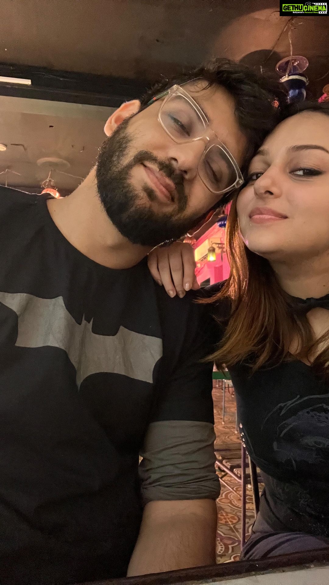 Nehalaxmi Iyer Instagram - How many of you relate? #ruha When I ask him what he wants to eat and he gives me vague replies I really feel like feed him his replies ππ€£ #explore #couplereels #trending #reelsindia #relatable #ishqbaaz #funnyvideos #couplecomedy Mumbai, Maharashtra