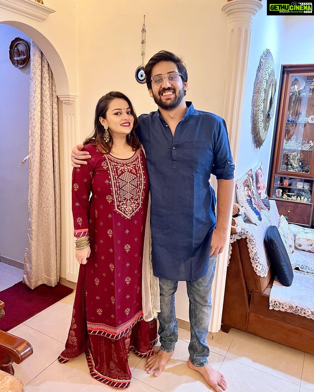 Nehalaxmi Iyer Instagram - Celebrating love and tradition, our hearts beat to the rhythm of Navratri vibes ✨ #RuHa . . . . . . . . . . . . . . . . . . . . . . . #aboutlastnight #navratri #traditional #couplegoals #ishqbaaz #explore #trending #instadaily #navratri2023 #dussera #mahanavami #jaimatadi #jmd Mumbai, Maharashtra