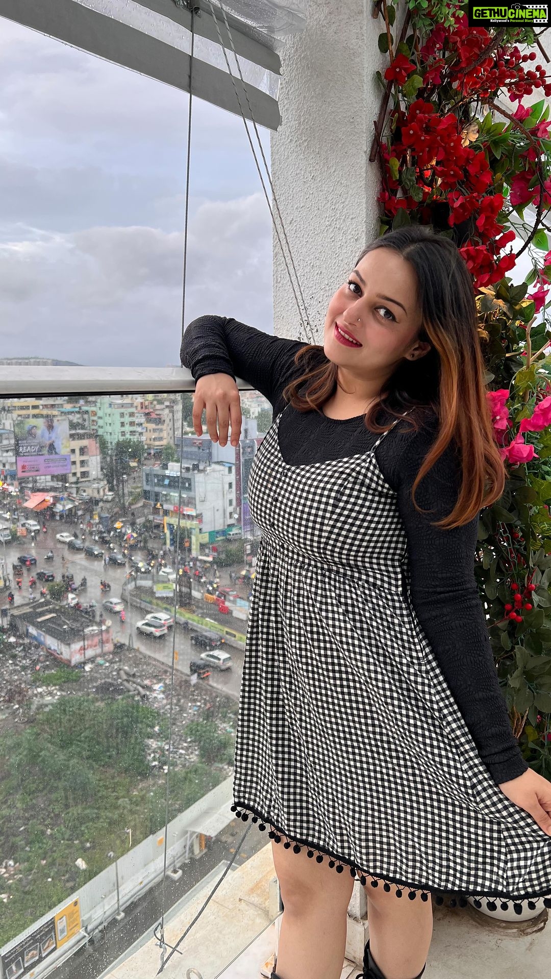 Nehalaxmi Iyer Instagram - Wana know what my weekend getaway at @hiltongardeninnpune was like? * Well I Found moments of tranquility to enjoy “me time” amidst stunning surroundings, allowing me to recharge and reconnect with myself. * I Satisfied my taste buds with a delectable array of dishes, creating a culinary journey that elevated my getaway experience at @xiahilton @ruhmanihilton * I Embraced lively and energetic party scenes, dancing the night away and making unforgettable memories at @euphoriahilton * My ideal weekend getaway struck the ideal balance between personal relaxation, indulging in good food, and experiencing the vibrant energy of partying, leaving me with a memorable and enjoyable experience. . . . . . . . . . . . . . . . . #staycation #moonsoon #monsoongetaway #getaway #weekendgetaway #india #pund #instadaily #instagood #travelgram #travelcontentcreator #travelcontent #hilton #luxurystaycation #experience #ishqbaaz #ootd #whatiwore #nehalaxmi #ootn #euphoria #santorini #xia Hilton Garden Inn