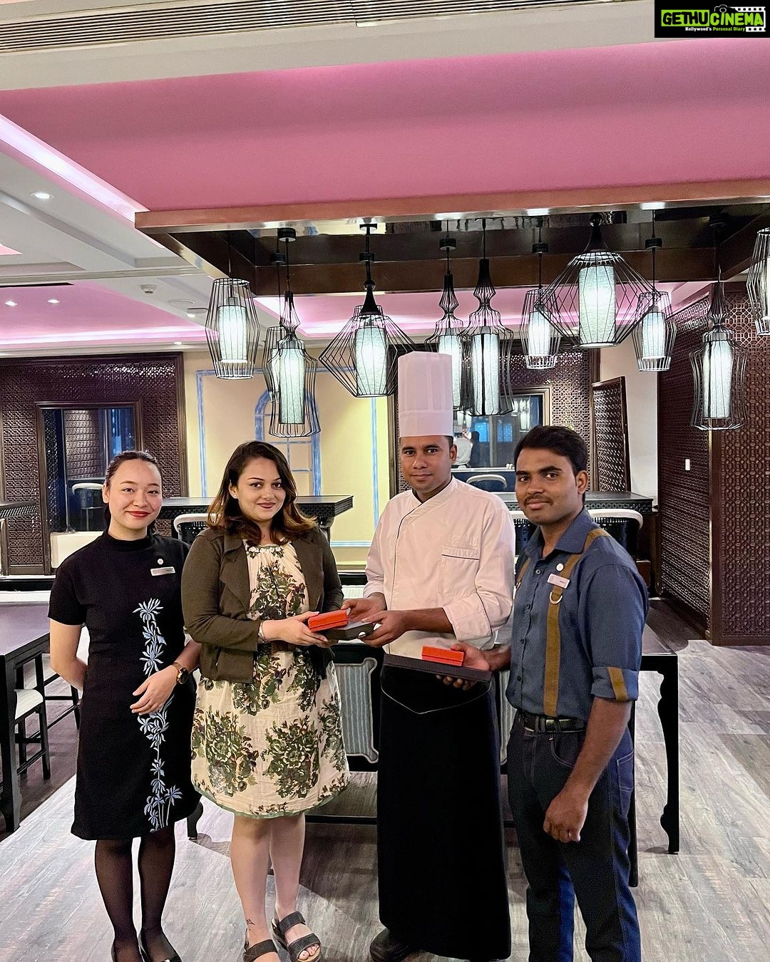 Nehalaxmi Iyer Instagram - Creating unforgettable moments in a lavish getaway. ๐ @sheratonhyderabad Our staycation dreams came alive at Sheraton Hyderabad. Experienced the Executive Suite and discovered the true meaning of premium hospitality Dined, relaxed and earned rewards with the Marriott Bonvoy Credit Card by HDFC. Enrolled into the Loyalty program of their restaurants to Earn and Redeem program at any of the dining outlets - Feast, Zega or Link. We had the best Dinner date at Zega, where the ambiance sets the stage, the food is the star, and the cocktails are pure artistry. Only at Sheraton Hyderabad - a Marriott hotel. . . . . . . . . . . . . . . . . #hyderabaddiaries #panasianfood #staycation #StaycationMode #HomeAwayFromHome #LocalGetaway #StaycayVibes #DiscoverYourCity #StayAndExplore #StaycationGoals #StayClose #RelaxAndUnwind #StaycayAdventures #ExploreYourHometown #VacationAtHome #StaycationMemories #StaycationIdeas Explore the world with #Wanderlust and share your #TravelGoals, from exotic destinations to hidden gems. Capture the essence of your journey with #AdventureAwaits and take your followers on a visual journey using #TravelPhotography. For sustainable and responsible travel, use #EcoTravel and #TravelLocal to support local communities. Donโt forget to showcase your unique experiences with #TravelMemories and seek inspiration from fellow travelers with #TravelInspo. Lastly, for those unforgettable sunsets and scenic views, use #NatureLovers and #TravelViews to transport your audience to your favorite travel spots.