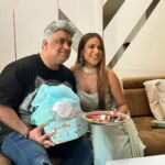 Nia Sharma Instagram - Cutest Raksha bandhan day and Eternal Ek Hazaron Reunion … 🥰❤️ Wouldn’t have been possible without @siddharthpmalhotra @sapnamalhotra01 (my dearest bhaiya bhabi😀🥰❤️) @krystledsouza @vinayyshrma @ushaa2863