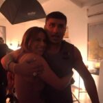Nia Sharma Instagram - Found the cutest #BTS from the video #SOUL. Full song(Link in bio) @yoyohoneysingh Fan-girling moment 😎😅😘 dilli connect @mihirgulati @abhimanyusengupta @zeemusiccompany @dangphotographyofficial #BTSshoot
