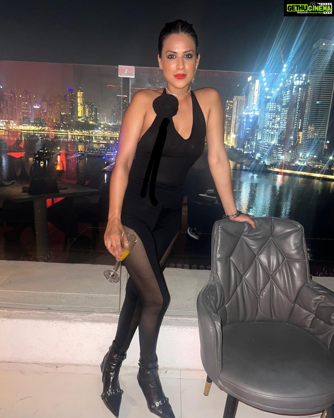 Nia Sharma Instagram - Get up.. dress up.. party.. repeat.. #dubai❤️ @sshurakhan FIVE Palm Jumeirah Dubai