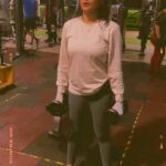 Nidhi Subbaiah Instagram - Just been hanging out here the last couple of days 🏋🏽‍♀️💪🏽 Trained by : @abishekn.gowda at my favourite gym @lotussportsandfitness 💯🏃🏻‍♀️ Lotus Sports and Fitness