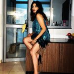 Nidhi Subbaiah Instagram - Felt like being glamorous in the kitchen today 😄💙 Outfit : @laxmikrishnaofficial Hair and Makeup : @hairandmakeup_by_keerthana 💙🤍💙
