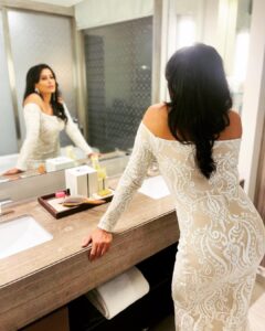 Nidhi Subbaiah Instagram - For @siimawards 2023! 🤍🤍🤍
Wearing @laxmikrishnaofficial 
💋
Last picture’s my favourite 😛
