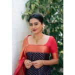 Nidhi Subbaiah Instagram - In frame : @nidhisubbaiah Photo : @manoharphotography1 H&M : @kruthikasmakeup . Shot using : @sonyalphain A7IV Light with : @godoxindiaofficial AD200 Pro . #nidhisubbaiah #celebrity #artist #sandalwood #celebshoot #mysore #actress #sonyalpha #godox Mysore, Karnataka