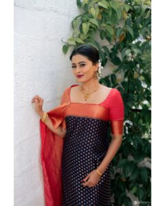 Nidhi Subbaiah Instagram - Eyes hold conversation ♥️
📸 - @manoharphotography1 
💄💋- @kruthikasmakeup