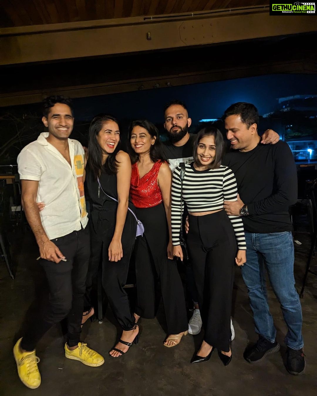 Nidhi Subbaiah Instagram - Wore a red shimmery top last night n took a lot of pictures with friends . #instacaptiongamedead See you tomorrow 2023! Mysore, Karnataka