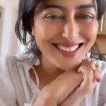 Nidhi Subbaiah Instagram - Here’s my rendition of #naguvanayana ♥️🤍 Yellargu Varamahalaxmi habbadha shubhashayagalu 🙏🏼