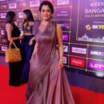 Nidhi Subbaiah Instagram - Watch @nidhisubbaiah dazzle you in her shimmering dress! @wolf777newsofficial @confidentgroupofficial @sky_exch_ @bharathicementofficial @marsgalaxyindia @hindwarehomes @lotmobilesofficial @southindiashopping @honer_homes @parleproducts @easemytrip @jwmarriottblr #10YearsofSIIMA #SIIMA2022 #SIIMA #Wolf777News #Wolf777SIIMAWeekEnd #ConfidentGroup #HonerRichmont #GalaxyChocolate #SkyExchnet #BharathiCement #LOTMobiles #Hindware #SouthIndiaShoppingMall #NVYTV #ParleFullToss #easemytrip