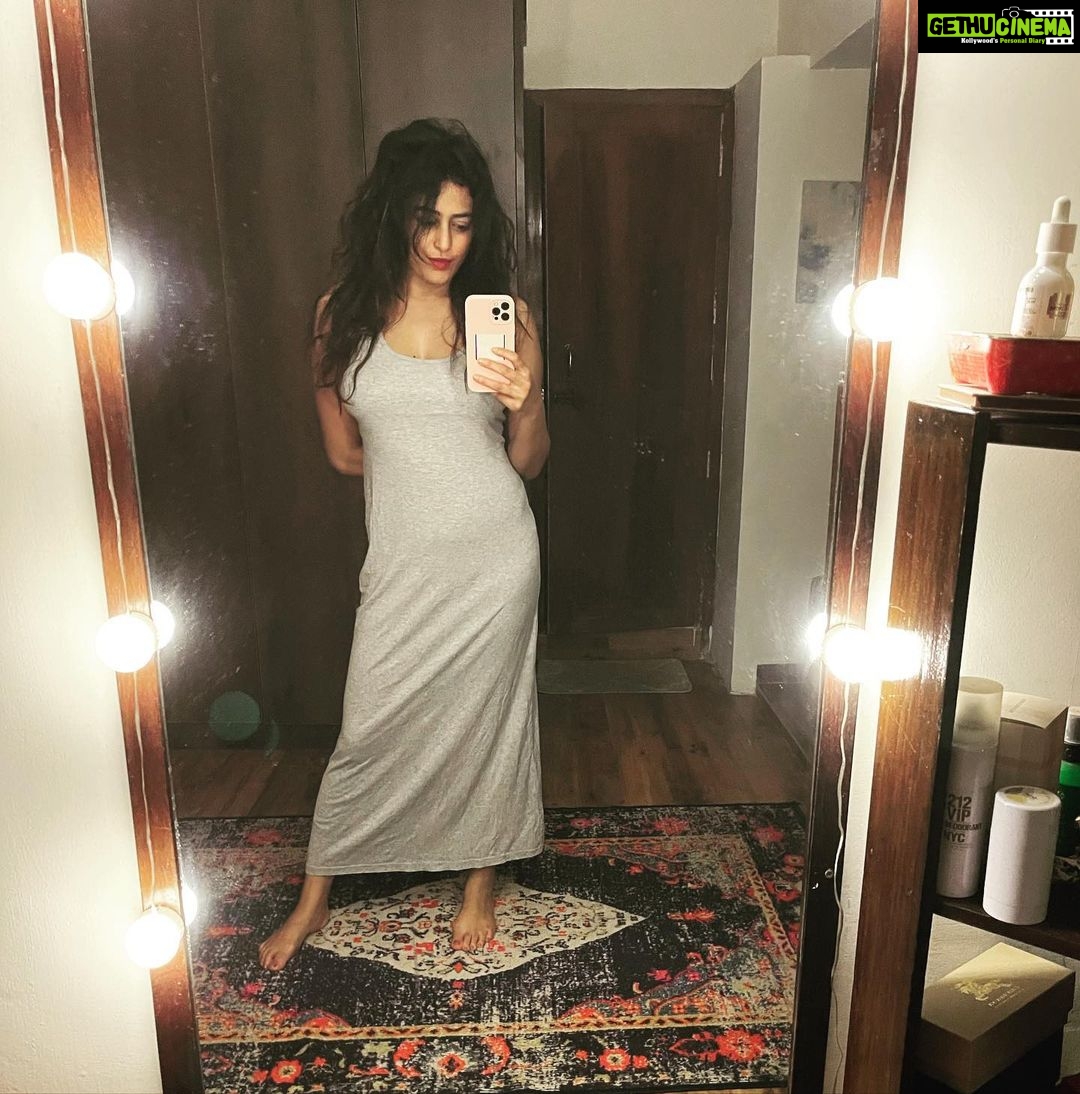 Nidhi Subbaiah Instagram - Because this pic got so much love on my stories β₯οΈπΈπ