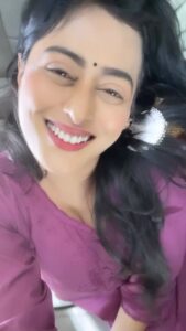 Nidhi Subbaiah Instagram - Every time I wear a black bindi I go to #pancharangi mode 😄♥️