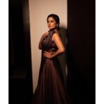 Nidhi Subbaiah Instagram - HMU - @makeoversbyamitha_lekha Photography - @nithishayyod Styling: @stilerush_by_varshinijanakiram Assisted by : @miss_tipsyyy Wardrobe: @fulkistudio Accessories: @bcos_its_silver