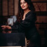 Nidhi Subbaiah Instagram - Bloom with grace 🖤 📸 - @aashish__photography Hair n Makeup - @makeoversbyamitha_lekha Location - @theden_bengaluru Bangalore, India
