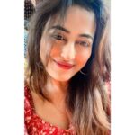 Nidhi Subbaiah Instagram - Chin up buttercup 🤍 Bangalore, India