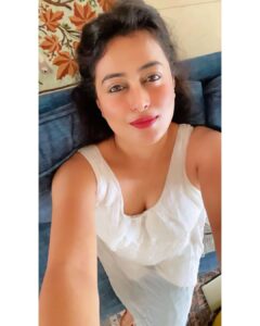 Nidhi Subbaiah Instagram - Less ego. More soul! 🤍