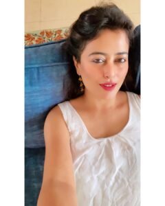 Nidhi Subbaiah Instagram - Less ego. More soul! 🤍