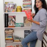 Nidhi Subbaiah Instagram - My favourite reads 🤓 with @bangalore_times 🤍♥️🤍