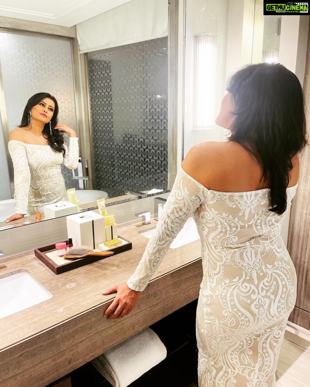 Nidhi Subbaiah Instagram - For @siimawards 2023! ๐ค๐ค๐ค Wearing @laxmikrishnaofficial ๐ Last pictureโs my favourite ๐ Hilton Dubai