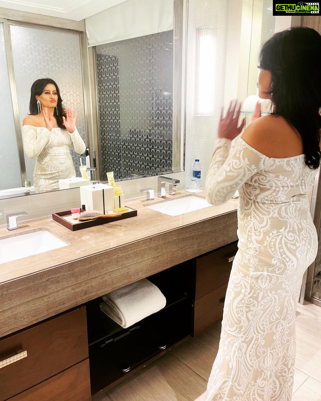 Nidhi Subbaiah Instagram - For @siimawards 2023! ๐ค๐ค๐ค Wearing @laxmikrishnaofficial ๐ Last pictureโs my favourite ๐ Hilton Dubai