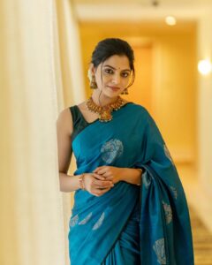 Nikhila Vimal Instagram - 💙💙💙