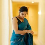 Nikhila Vimal Instagram - Love traditional? Welcome to the team 😃❤️ Costume : @avyaali Jewellery: @divasmantra @styling : @keerthysampath Makeup: @femy_antony__ Photographer: @kiransa