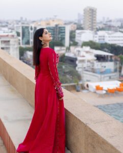 Nikhila Vimal Instagram - When in doubt, wear pink💖