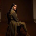 Nikhila Vimal Instagram - Me again 💫 Styling : @keepitstylish_by_ammu 📷 : @premsampaul @styledbyammu Wearing : @s.w.g.t MUA : @the_color_pallete Jewellery : @keiyura_jewelry Studio : @maxxocreative